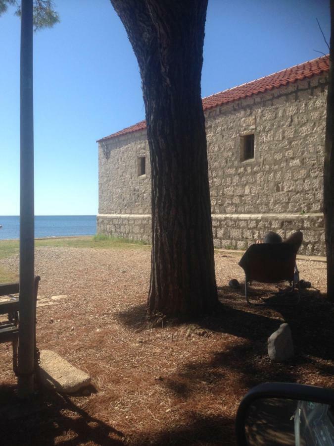 Apartments Ribic Umag Buitenkant foto